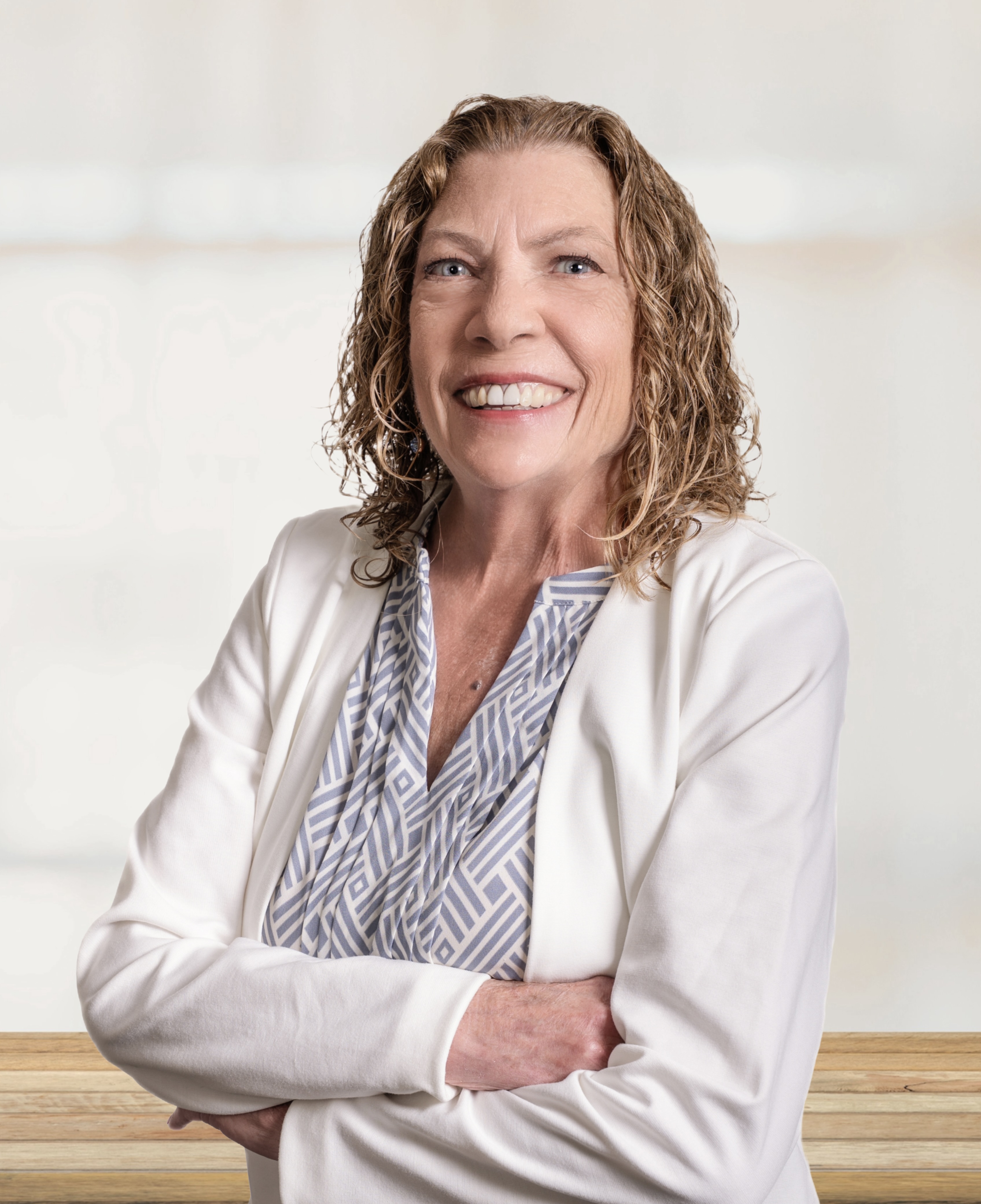 nicole-shamlian-maxfield-real-estate-nh-real-estate